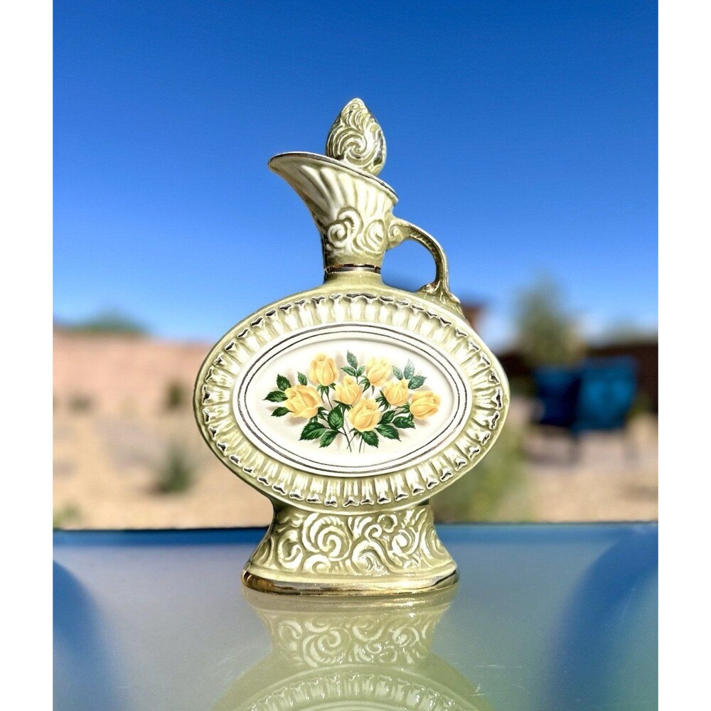 Vintage 1969 Jim Beam 150-month-old Regal China whiskey Decanter. Yellow Roses